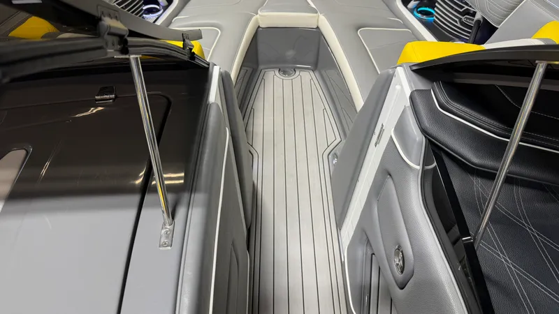 Slide: The Image of Nautique G23 2019 - 71