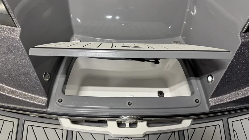 Slide: The Image of Nautique G23 2019 - 11