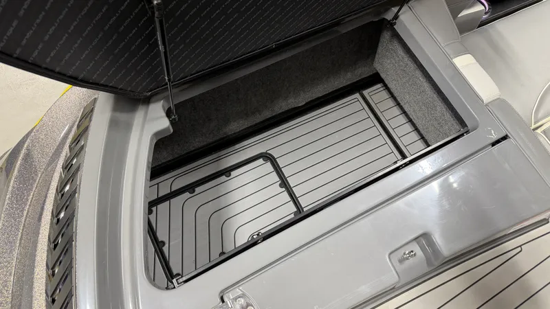 Slide: The Image of Nautique G23 2019 - 15