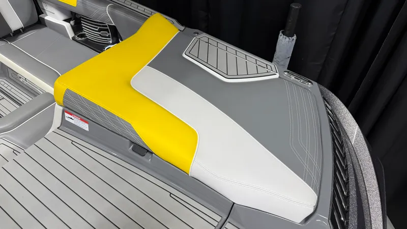 Slide: The Image of Nautique G23 2019 - 16