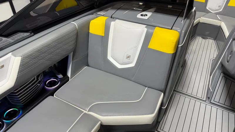 Slide: The Image of Nautique G23 2019 - 40