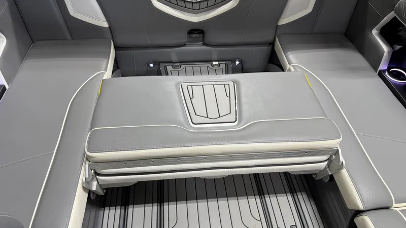 Slide: The Image of Nautique G23 2019 - 27