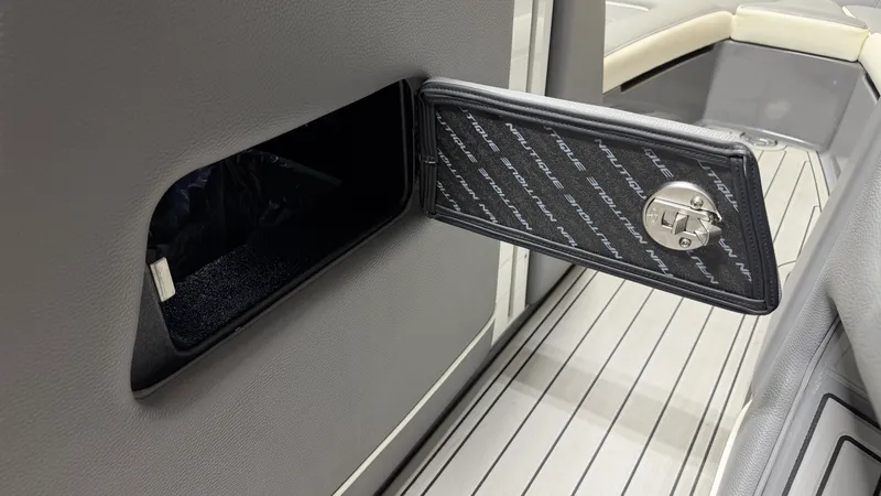 Slide: The Image of Nautique G23 2019 - 68