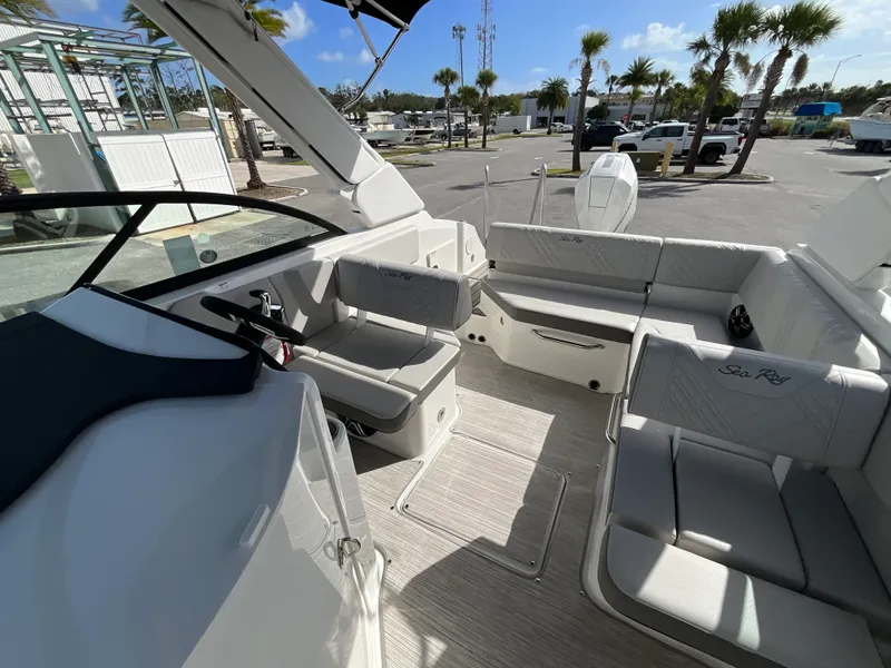 Slide: The Image of Sea Ray SDX 230 Outboard 2026 - 17