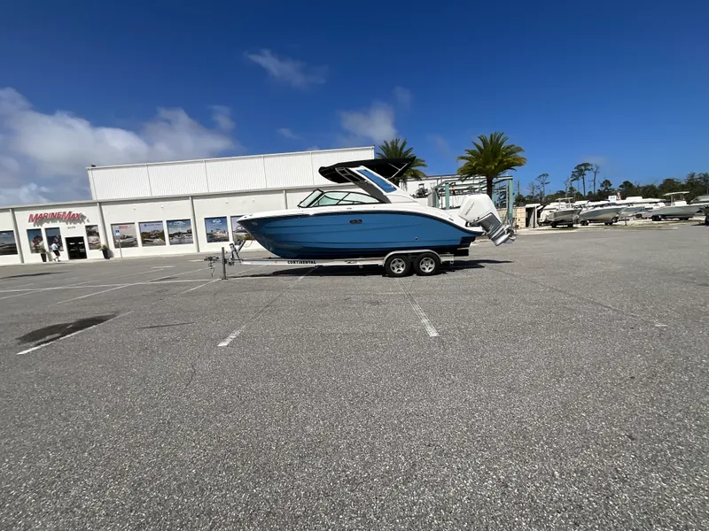 Slide: The Image of Sea Ray SDX 230 Outboard 2026 - 32