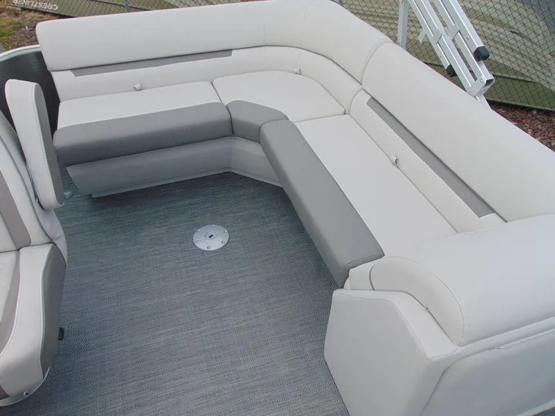 Slide: The Image of Godfrey Xperience 1680 FX 25 in 2023 - 4