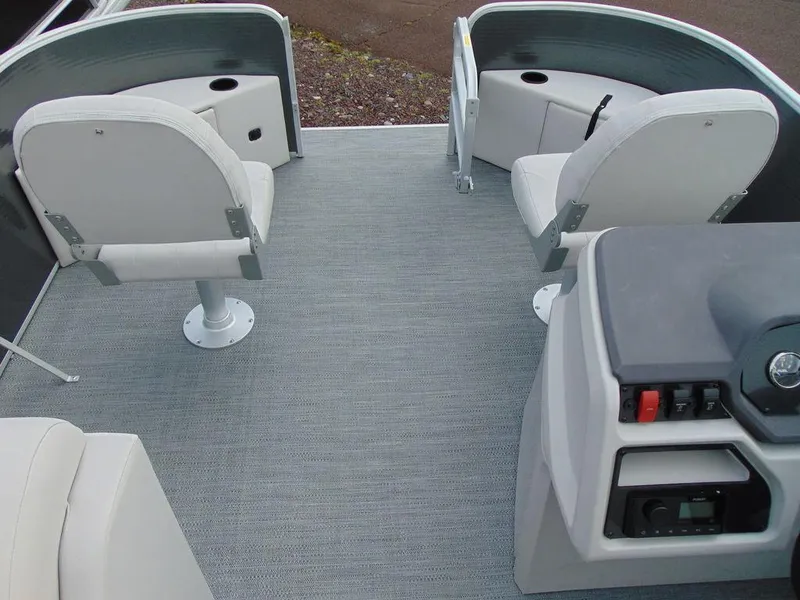 Slide: The Image of Godfrey Xperience 1680 FX 25 in 2023 - 6