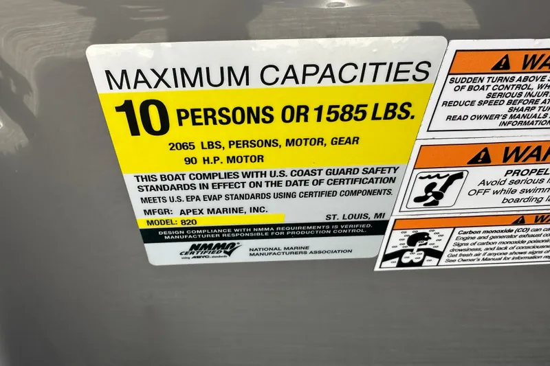 Slide: The Image of Capacity label for 2023 Qwest E-Class 820 Lanai LT, max 10 persons or 1585 lbs. - 15