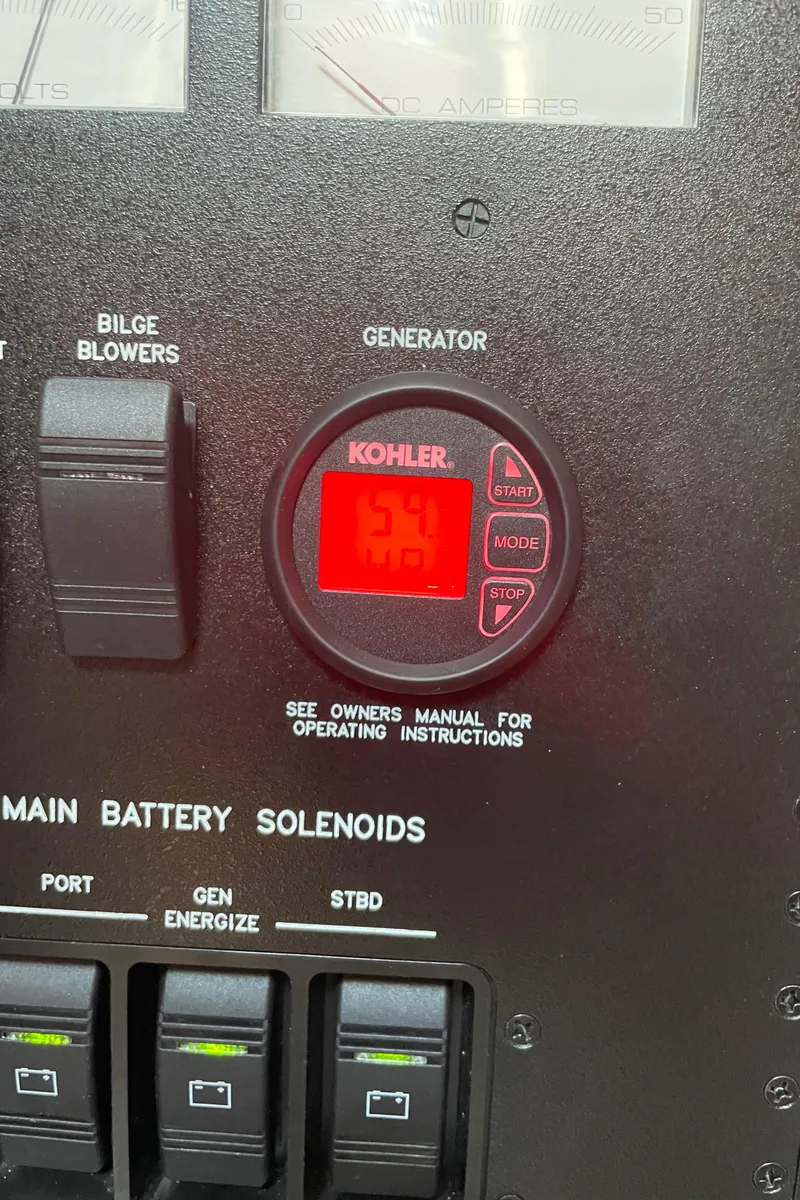 Slide: The Image of Sea Ray 390 Sundancer 2011 - 54