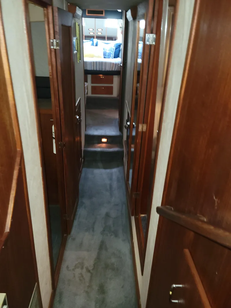 Slide: The Image of Salon Forward to Staterooms - 23