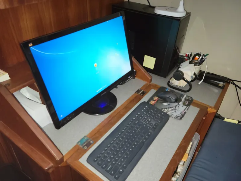 Slide: The Image of Office Space - 25