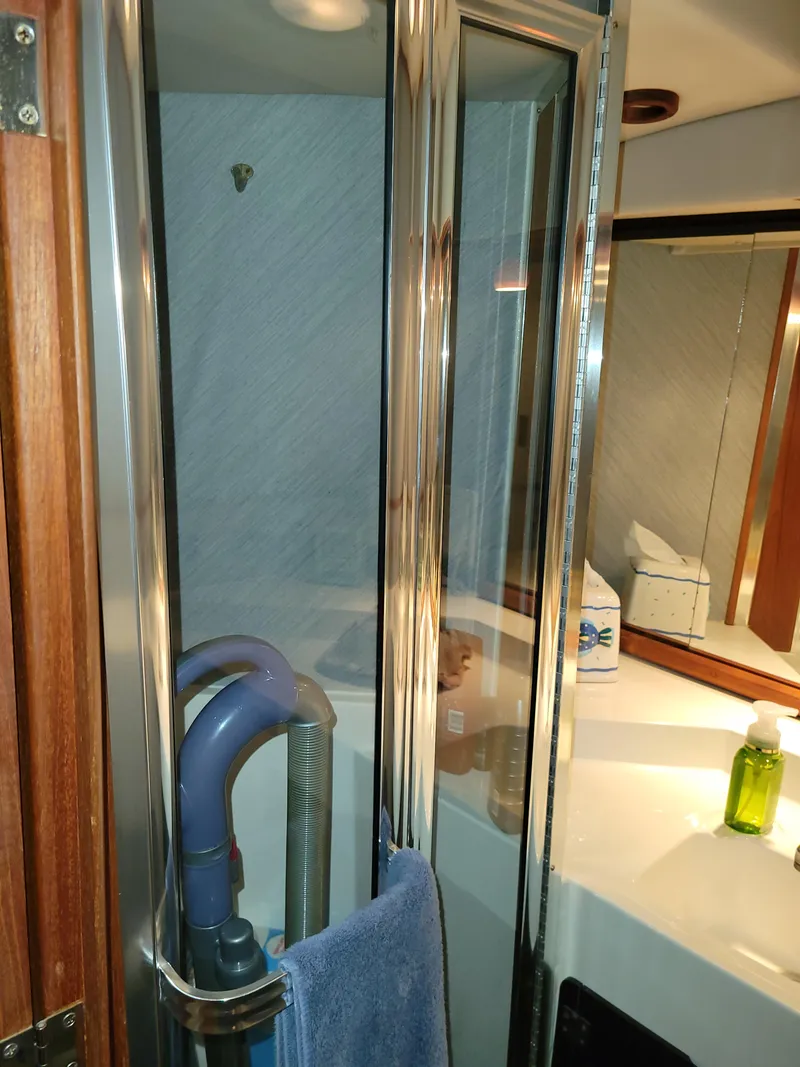 Slide: The Image of Head with Separate Enclosed Shower - 28