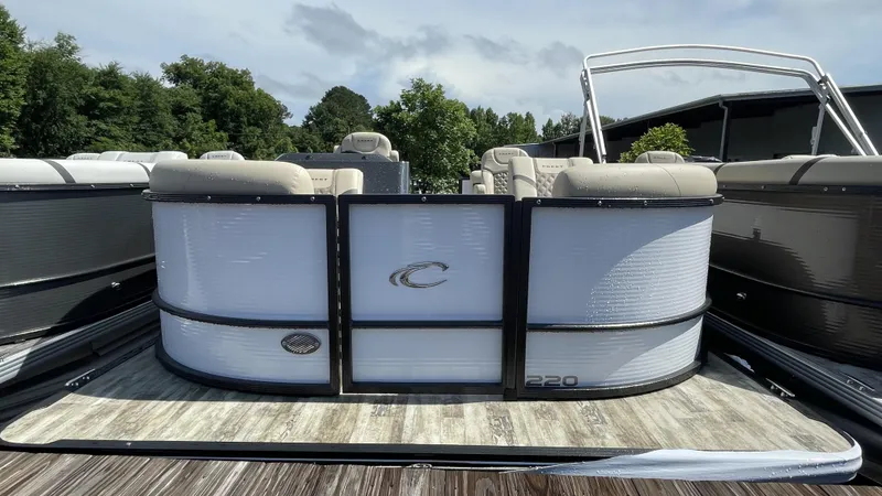 Slide: The Image of Crest Classic Platinum 220SLC CPT DLX 2023 - 13