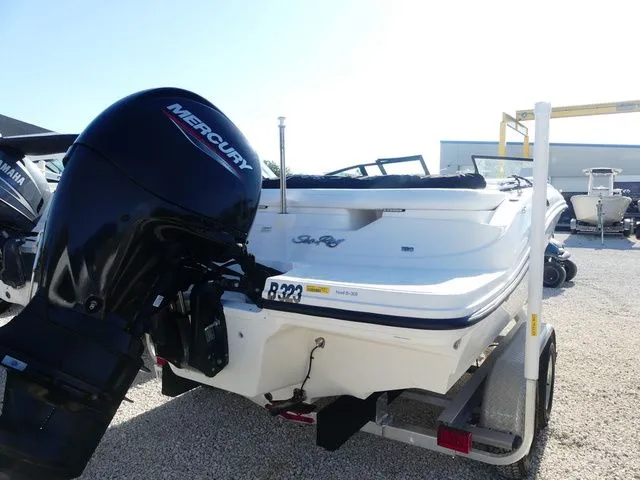 Slide: The Image of Sea Ray SPX 190 Outboard 2017 - 3