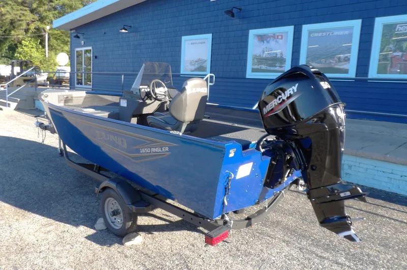 Slide: The Image of Lund 1650 Angler SS 2027 - 2