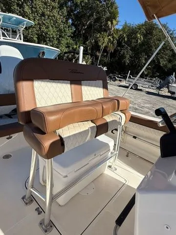 Slide: The Image of Pioneer 202 Islander 2023 - 5