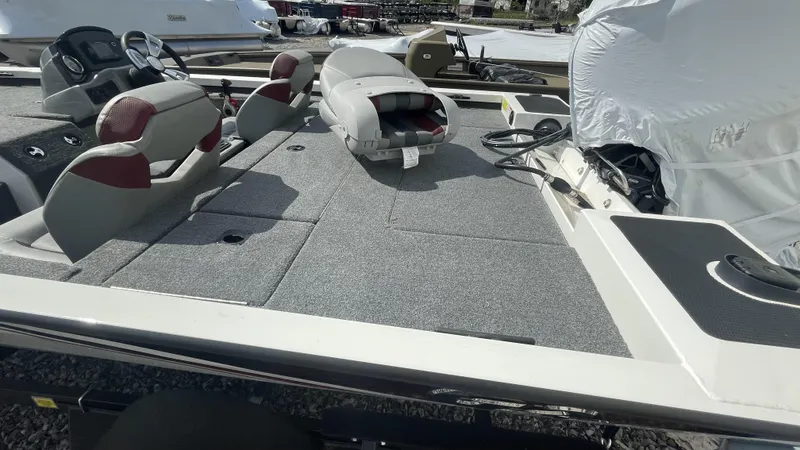 Slide: The Image of G3 Sportsman 1710 2023 - 7