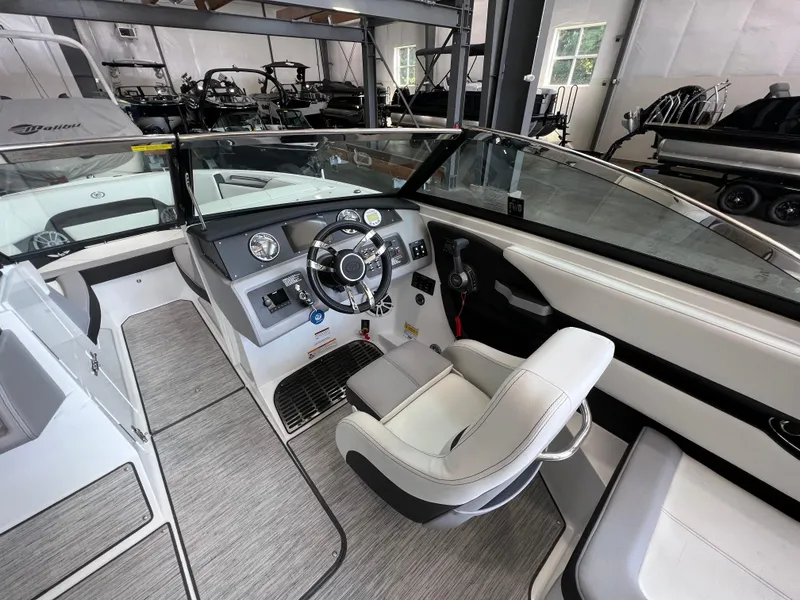 Slide: The Image of Cobalt CS23 Surf 2023 - 13