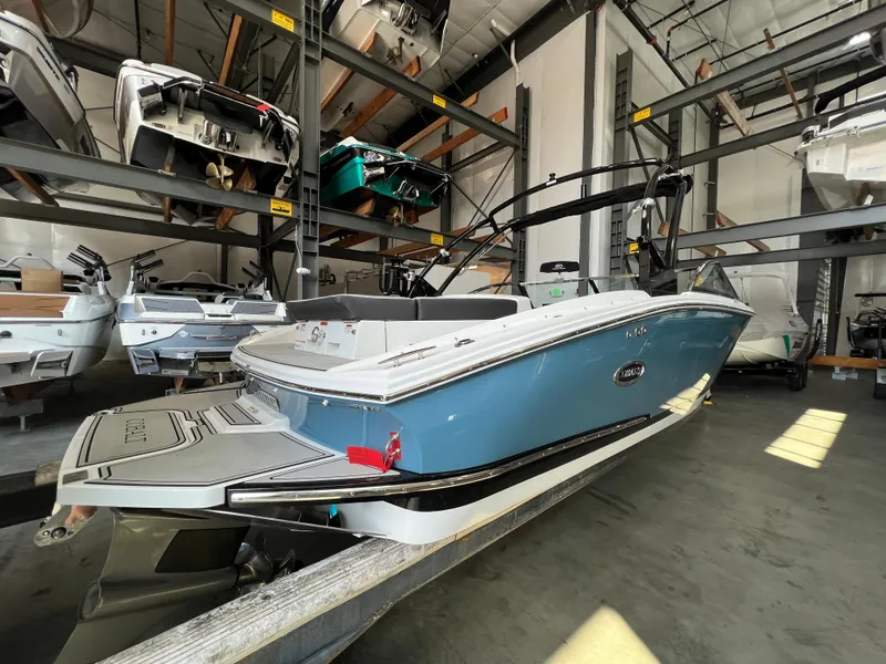 Slide: The Image of Cobalt CS23 Surf 2023 - 4