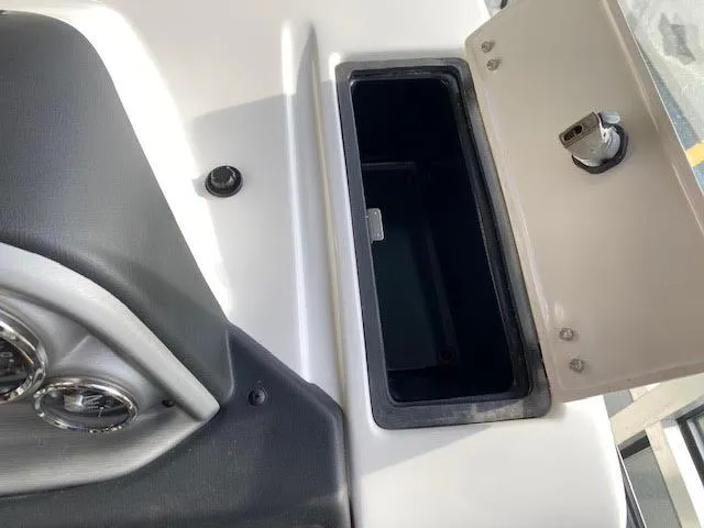 Slide: The Image of South Bay 523ULE ULTIMATE ENTERTAINER! 2023 - 14