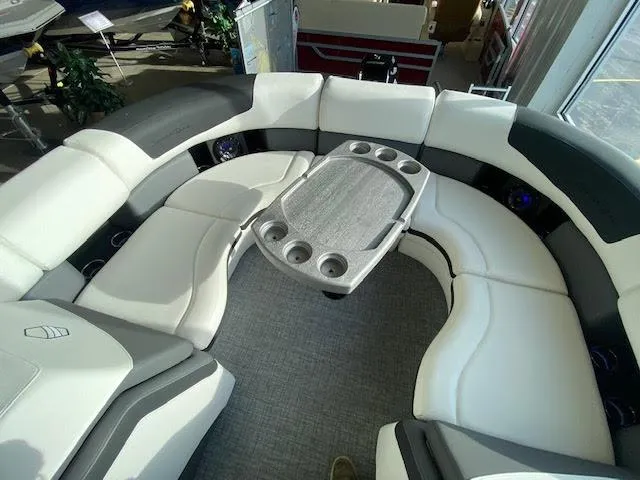 Slide: The Image of South Bay 523ULE ULTIMATE ENTERTAINER! 2023 - 17