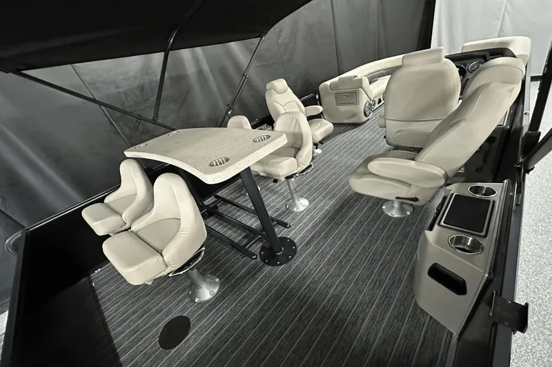 Slide: The Image of Premier 250 Sunsation 2024 - 6