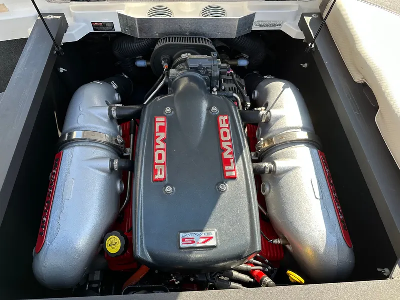 Slide: The Image of Ilmor 5.7L engine in 2011 MasterCraft X2 boat. - 14
