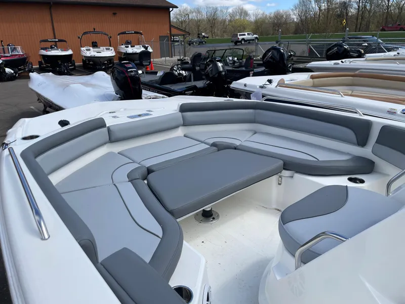 Slide: The Image of 2023 NauticStar 211 Hybrid boat with spacious seating area. - 5