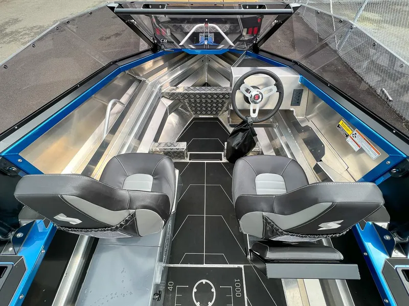 Slide: The Image of Stabi-Craft 1550 Fisher 2026 - 8