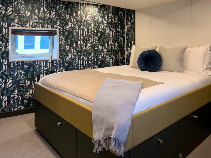 Slide: The Image of Luxurious bedroom on Damen YS 4508 yacht, built in 2019. - 17