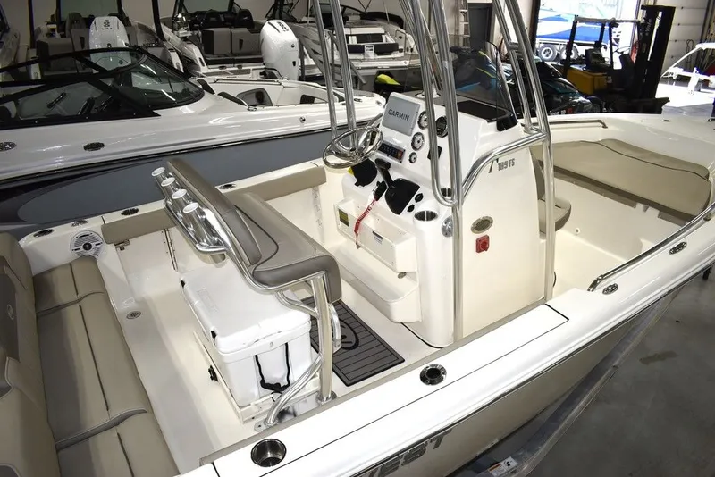 Slide: The Image of Key West Boats 189 FS w/ T-Top 2024 - 16