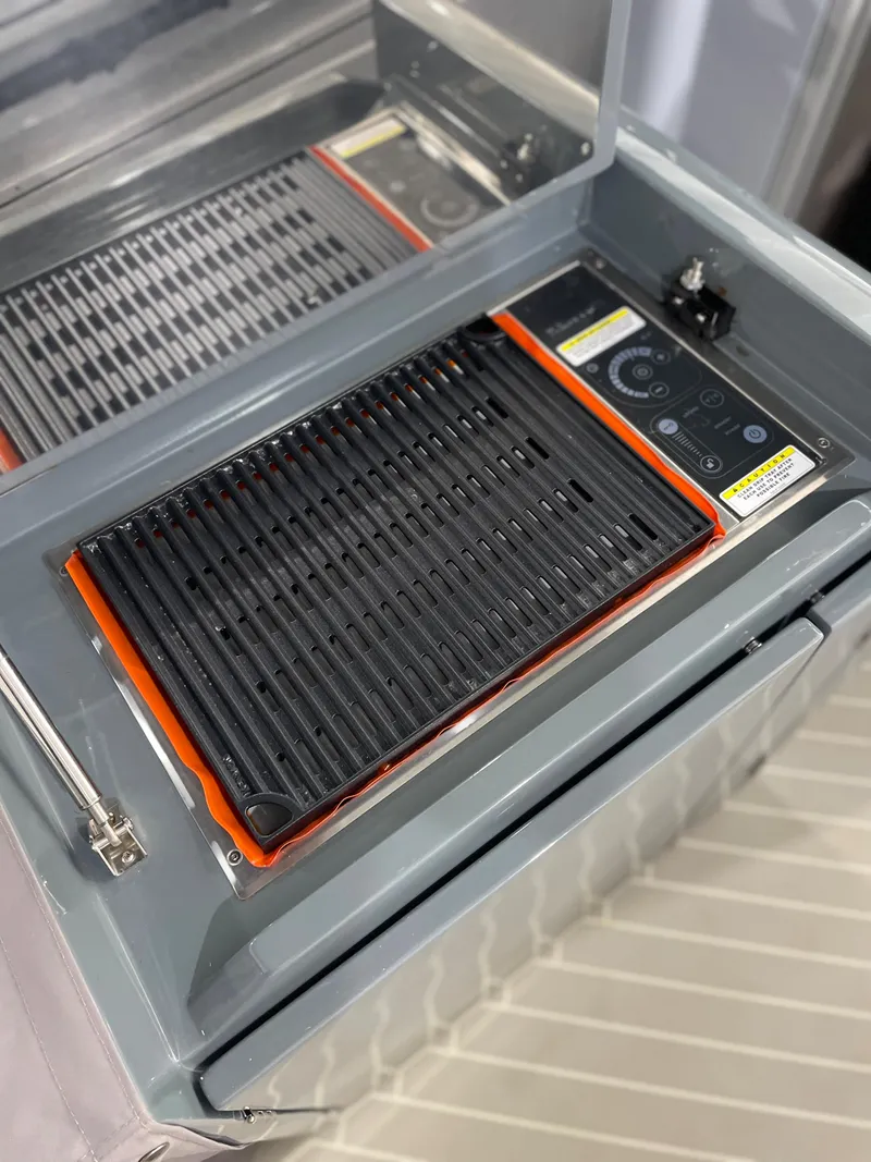 Slide: The Image of Built-in grill on the 2023 Canados 431 GLADIATOR yacht. - 13