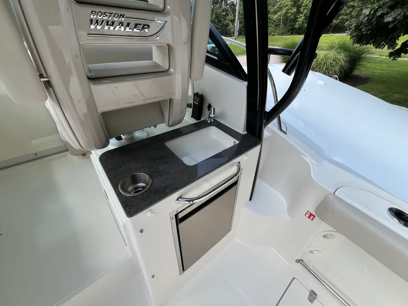 Slide: The Image of Boston Whaler 285 Conquest 2027 - 11