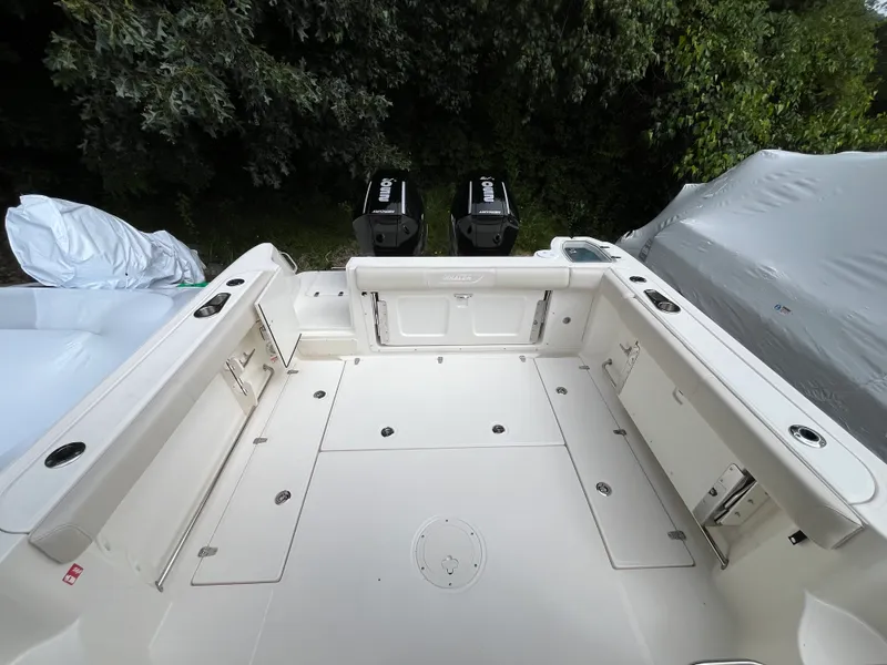 Slide: The Image of Boston Whaler 285 Conquest 2027 - 2
