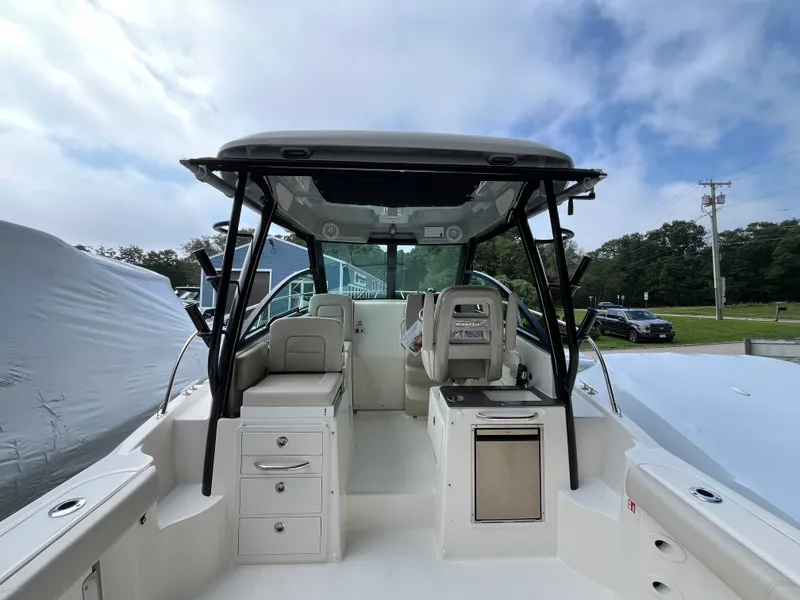 Slide: The Image of Boston Whaler 285 Conquest 2027 - 6