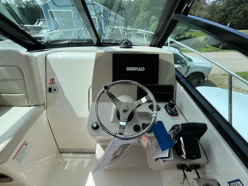 Slide: The Image of Boston Whaler 285 Conquest 2027 - 17