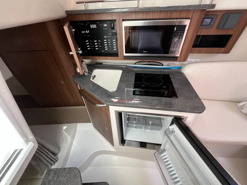 Slide: The Image of Boston Whaler 285 Conquest 2027 - 29