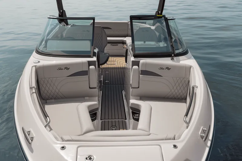 Slide: The Image of Sea Ray SLX 280 2027 - 5