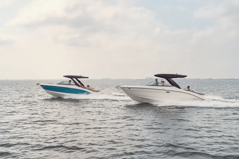 Slide: The Image of Sea Ray SLX 280 2027 - 30