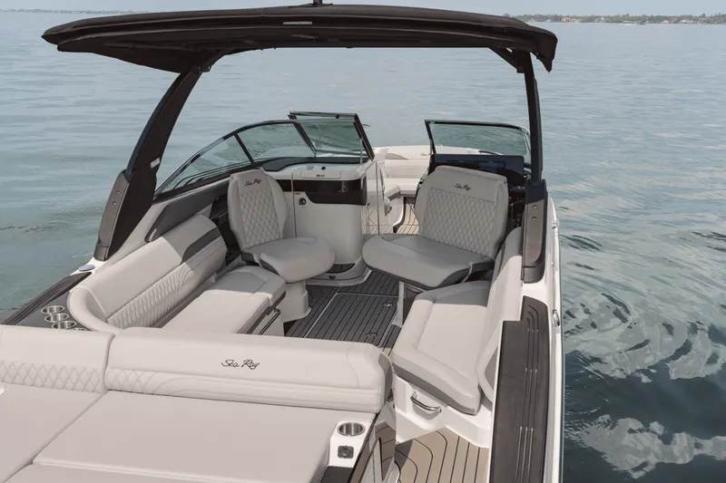 Slide: The Image of Sea Ray SLX 280 2027 - 7