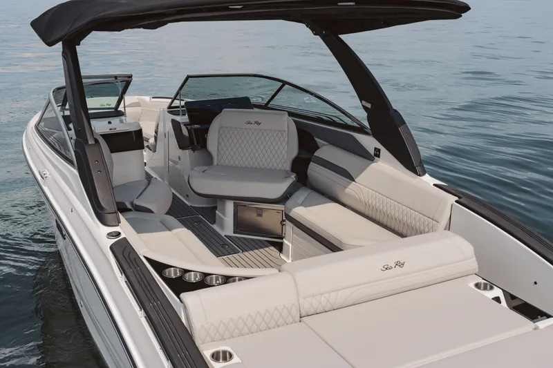Slide: The Image of Sea Ray SLX 280 2027 - 6
