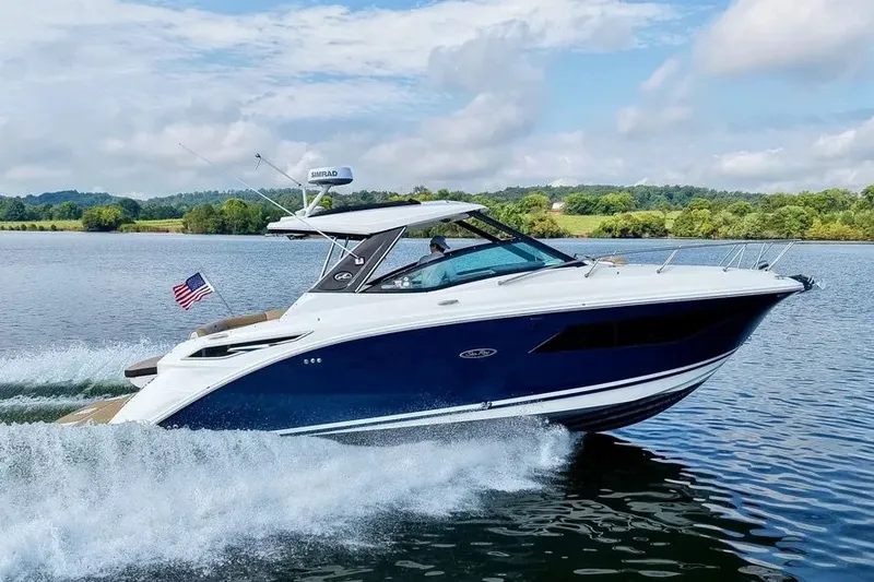 The Image of Sea Ray 320 Sundancer 2024 - undefined