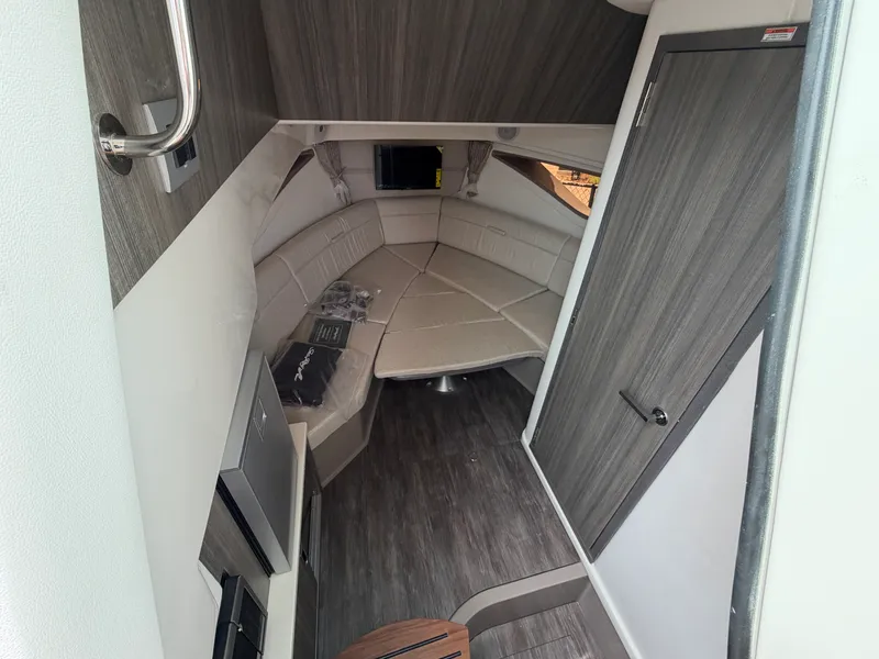 Slide: The Image of Sea Ray Sundancer 320 Outboard 2027 - 29
