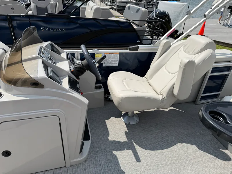 Slide: The Image of Sylvan MIRAGE 8522 CLZ 2023 - 16