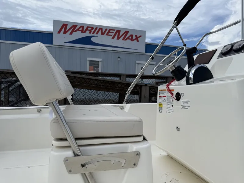 Slide: The Image of Boston Whaler 190 Montauk 2027 - 14