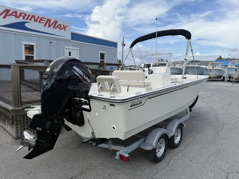 Slide: The Image of Boston Whaler 190 Montauk 2027 - 10