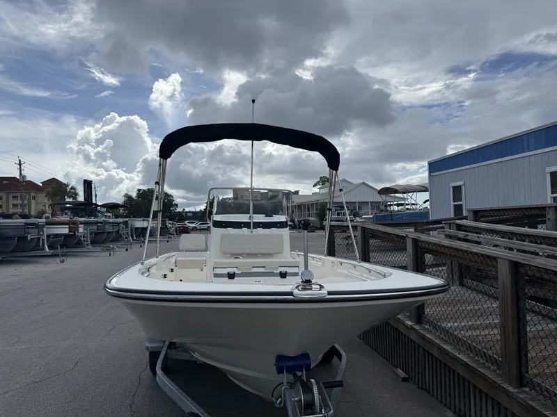 Slide: The Image of Boston Whaler 190 Montauk 2027 - 2