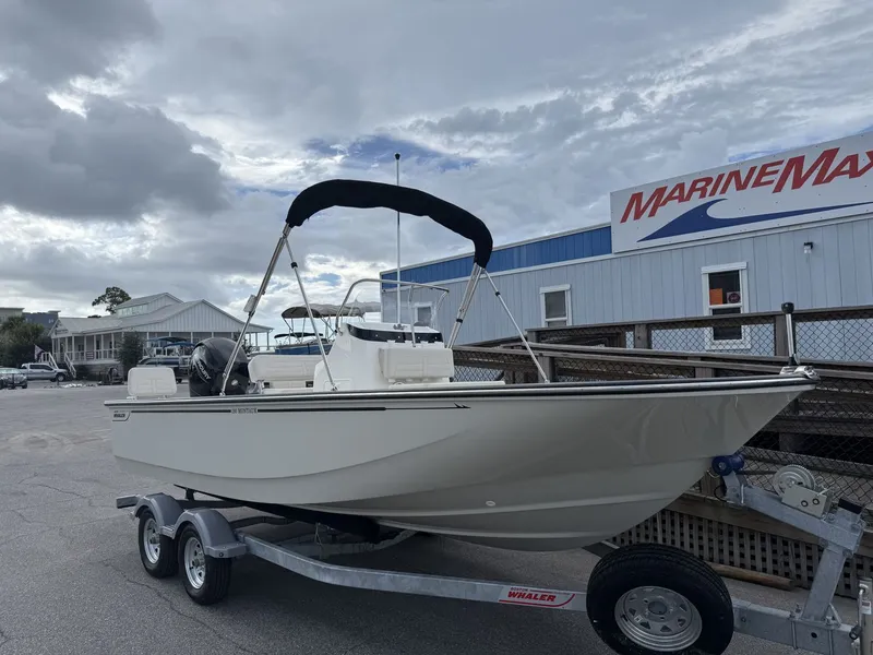 The Image of Boston Whaler 190 Montauk 2027 - 0