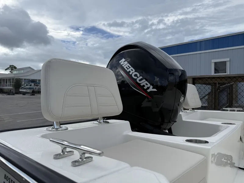 Slide: The Image of Boston Whaler 190 Montauk 2027 - 12