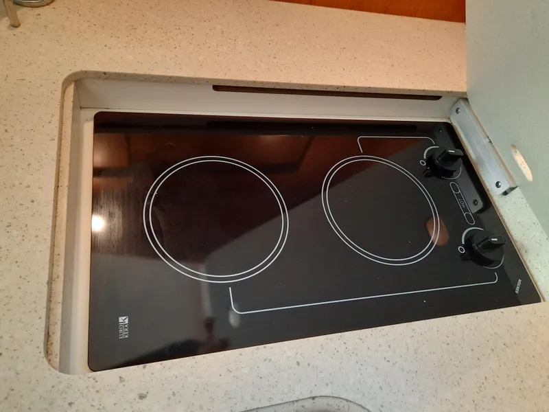 Slide: The Image of Tiara 3900 Convertible 2008 - 50